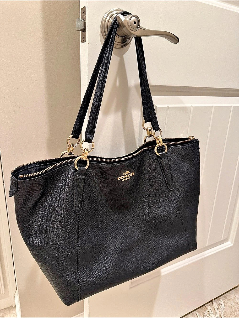 Coach Saffiano Leather Medium City Tote Black